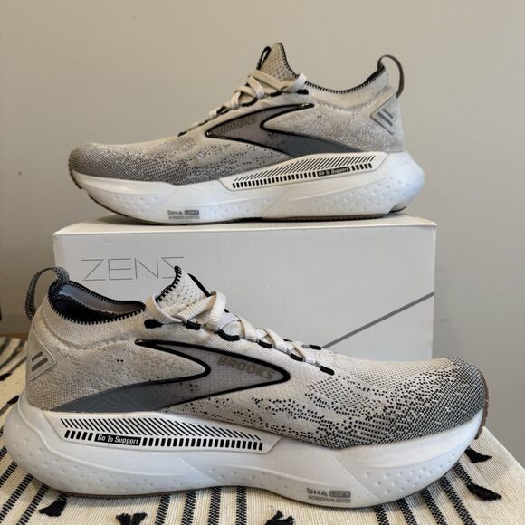 Brooks Stealthfit 21 Women's Running Shoes Size 10 B Medium White Black Read Des - Picture 2 of 8